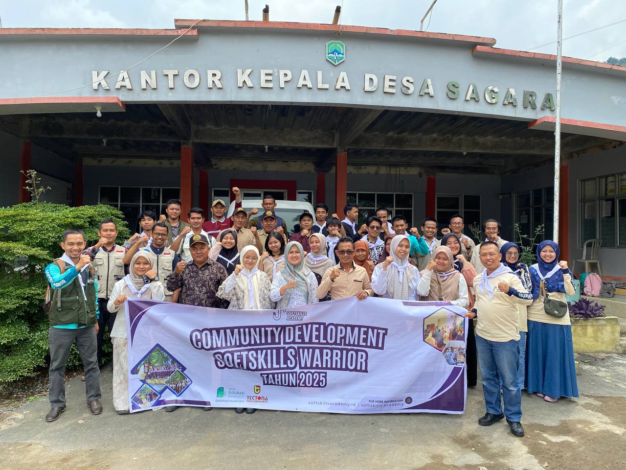 Bakti Edukasi dan Sosial dalam rangka Pengabdian Masyarakat